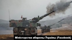 Броньовані німецькі гаубиці Panzerhaubitze 2000 