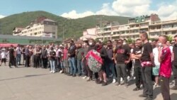 Тетовчани одадоа почит на жртвите од пожарот