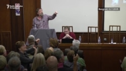 Desničari u Beogradu upali na performans posvećen žrtvama genocida