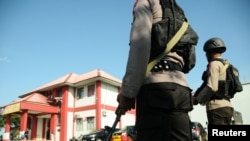 دو نیروی امنیتی اندونیزیا - عکس از آرشیف