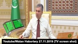Президент Туркменистана Гурбангулы Бердымухамедов на заседании правительства, ноябрь, 2019