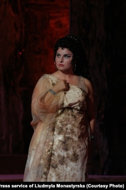 Людмила Монастирська