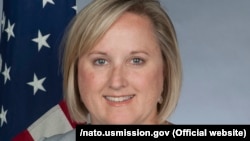 Джулі Фішер