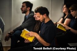 Фото з презентації монографії