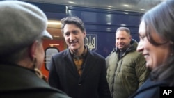 Premierul Canadei, Justin Trudeau, a ajuns luni dimineață la Kiev.