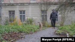 Джей із собакою Оззі