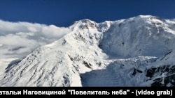 Наталья Наговицина тарткан тасмадан алынган сүрөт.