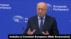 Comiarul european pentru Apărare, Andrius Kubilius, spune că UE trebuie să colaboreze cu Ucraina pentru realizarea unui zid anti-drone eficient.