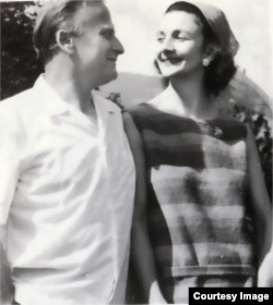 Yehudi & Diana Menuhin, la Gstaad (Foto: Ph.F. Fäch/Fiddler's Moll)