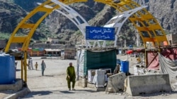 شهر مرزی تورخم در مجاورت مرز بستۀ افغانستان و پاکستان