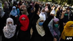 پاکستانیو مېرمنو وخت په وخت د تشدد خلاف خپل غږ پورته کړی دی. انځور - ارشیف