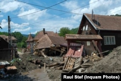 În Ocoliș, Alba, ploile și vijeliile au distrus trei case, iar altele 20 au fost grav avariate.