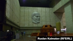 Токтогульская ГЭС.