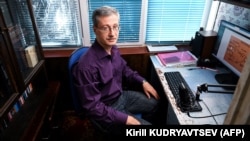 Ексвикладач кафедри конституційного та муніципального права Волгоградського державного університету професор Роман Мельниченко. Волгоград, 6 червня 2022 року