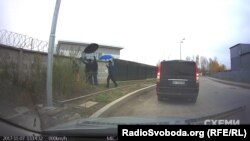 Знімати біля VIP-терміналу аеропорту «Київ» не так просто