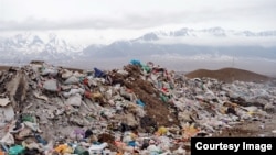 Мусорная свалка села Чаек в Кыргызстане. Фото с сайта ecomap.kg