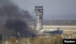 Диспетчерська вежа Донецького аеропорту, жовтень 2014 року