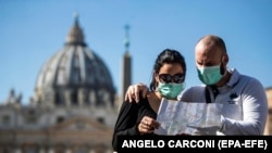 Turști la Vatican, Roma 24 februarie 2020.