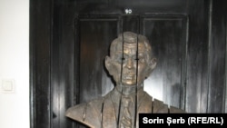Corneliu Coposu sculptură de Bogdan Adrian Lefter, Sighet