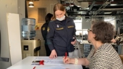 Russian Court Bailiffs Again Enter RFE/RL's Moscow Bureau