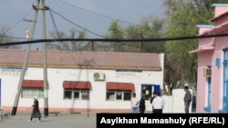 Поселок Шетпе Мангистауской области, 22 апреля 2012 года.  
