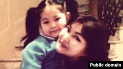 Алма Шалабаева кызы менен