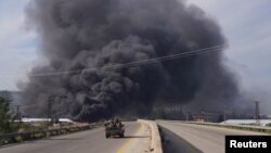 د سوریې دولتي ځواکونو لاذقیې ته د تلو په حال کې