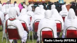 تصویر آرشیف: یکی از برنامه های آموزشی برای نرس قابله ها در افغانستان 