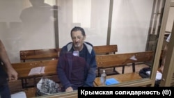 Руслан Месутов, фигурант алуштинского «дела Хизб ут-Тахрир» на заседании в Южном окружном военном суде города Ростов-на-Дону, 17 августа 2020 года