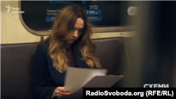 Журналістка програми «Схеми» Катерина Каплюк звернулася до Павла Фукса по пояснення, як йому вдалося викупити у колишніх власників компанію з таким привабливим «приданим»