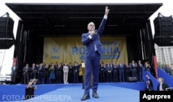 Rareș Bogdan, în campania electorală pentru europarlamentare, unde a fost pe primul loc al listei de candidați.