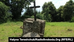 Залишки польського цвинтаря у Павлівці, Волинь