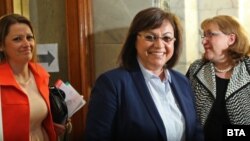 Корнелия Нинова.