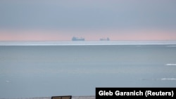 Корабли в Азовском море, возле Мариуполя, 2 декабря 2018 года