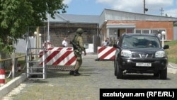 Ռուսական 102-րդ ռազմաբազան, արխիվ