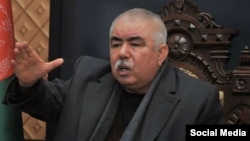 عبدالرشید دوستم معاون اول پیشین رئیس جمهور غنی و حامی رقیب سیاسی او عبدالله عبدالله در انتخابات ریاست جمهوری