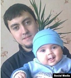 Артур Сәлимов баласы белән