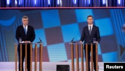 Претседателските кандидати Зоран Милановиќ и Драган Приморац во дебата на Хрватската радио и телевизија, Загреб, 7 јануари 2025 година.