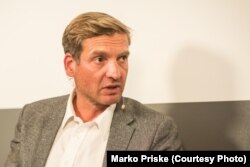 Уве Ноймeркер, німецький історик та публіцист, директор Фонду «Меморіал вбитим євреям Європи»