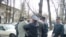 Иллюстративное фото - разгон акции молодежных активистов и правозащитников, Бишкек, 17 марта 2008 года.