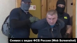 Кадри затримання Дмитра Долгополова