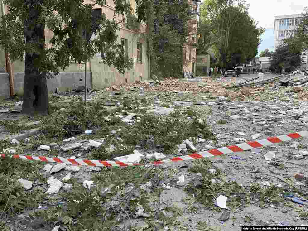 У Львові під атакою опинилися житлові будинки – деякі з них уже втретє за час повномасштабної війни Росії проти України