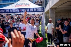 Чарли Кирк на дебатах в Юте за несколько минут до смерти, 10 сентября 2025 года