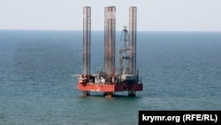 Самопідіймальна бурова установка «Сиваш», архівне фото