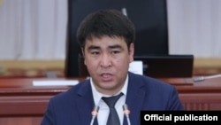 Жанарбек Акаев.