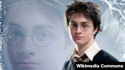 Гаррі Поттер, герой британсько-американської серії фільмів, знятих на основі романів англійської письменниці Джоан Роулінг про пригоди молодого чарівника