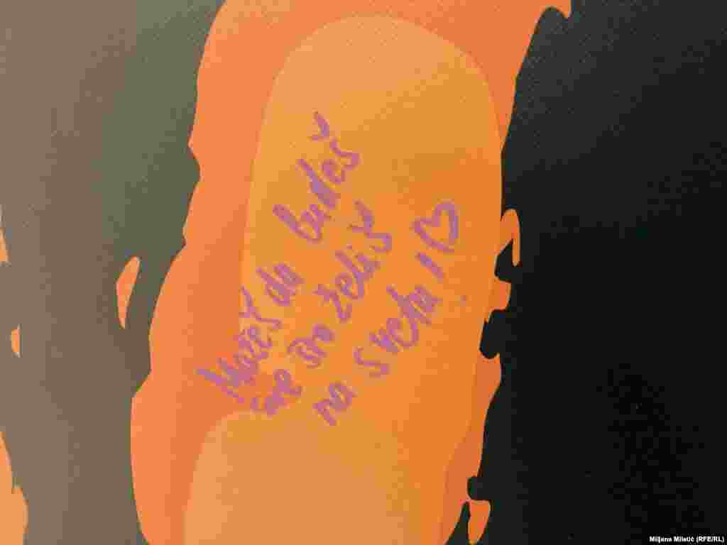 "Možeš da budeš sve što želiš na svetu" - poruka na narandžastoj šaci, koja je simbol UN globalne kampanje "16 dana aktivizma", koja je počela 25. novembra na Međunarodni dan borbe protiv nasilja nad ženama.