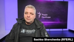 Колишній військовополонений і український правозахисник Максим Буткевич в студії Радіо Свобода в Празі. 2 жовтня 2025 року