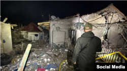 Consecințele atacului rusesc asupra Odesei. 16 aprilie 2025. (Fotografie preluată de pe canalul de Telegram al primarului din Odesa, Gennadi Truhanov)