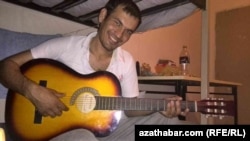 Корреспондент Радио Азатлык Худайберди Аллашов